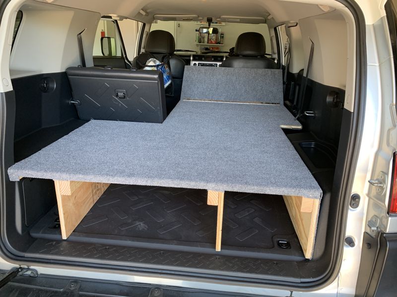 Picture 3/21 of a 2007 Toyota FJ Cruiser 4x4 with Bed and Fridge for sale in Clovis, California