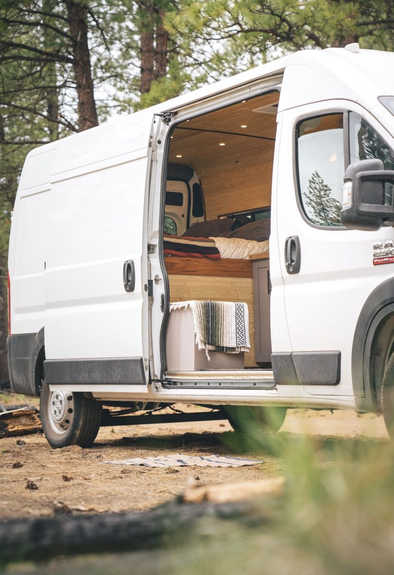 Picture 3/23 of a 2019 Dodge Ram Promaster 2500 for sale in Missoula, Montana
