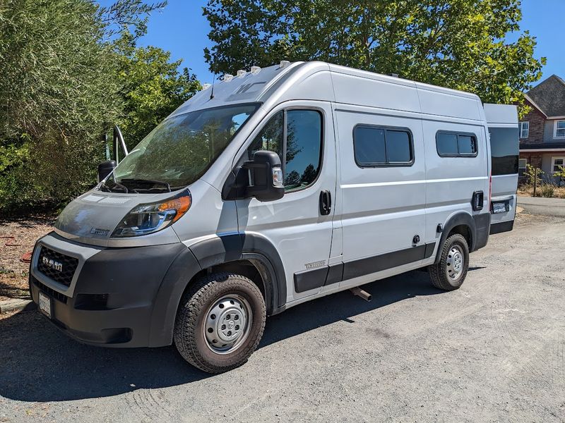 Picture 1/34 of a 2022 Winnebago Solis Pocket (Upgraded) for sale in Santa Rosa, California