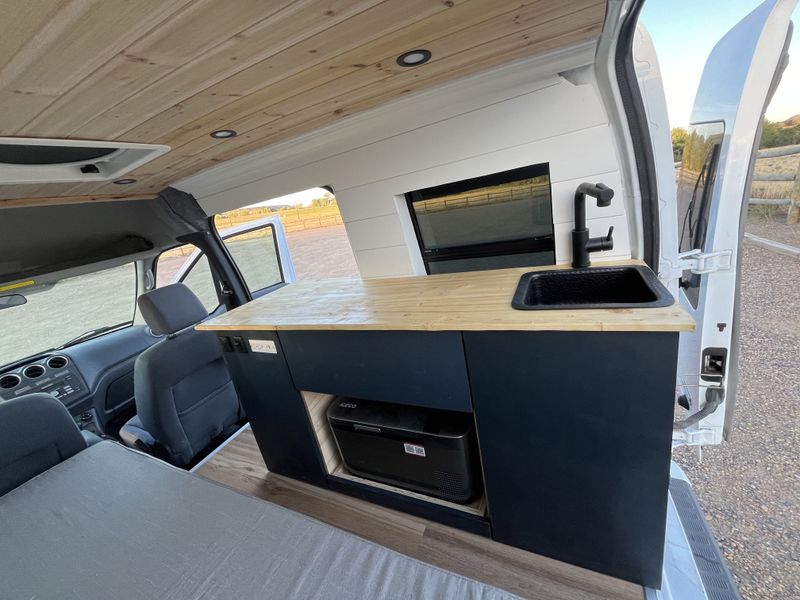 Picture 5/16 of a 2010 Ford Transit Connect XLT for sale in Boulder, Colorado