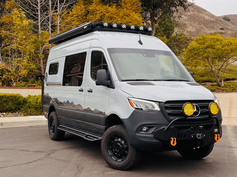 Picture 4/25 of a 2025 AHOY MLTV Luxury Roof AWD Sprinter van Sleeps/Seats 5 for sale in Dana Point, California