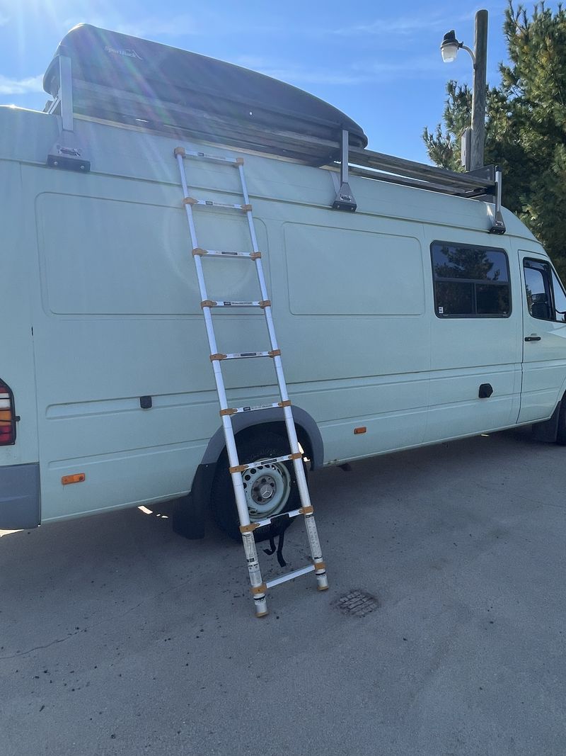 Picture 5/38 of a 2004 (t1n) Sprinter 2500 (158, high roof) for sale in Dixon, Illinois