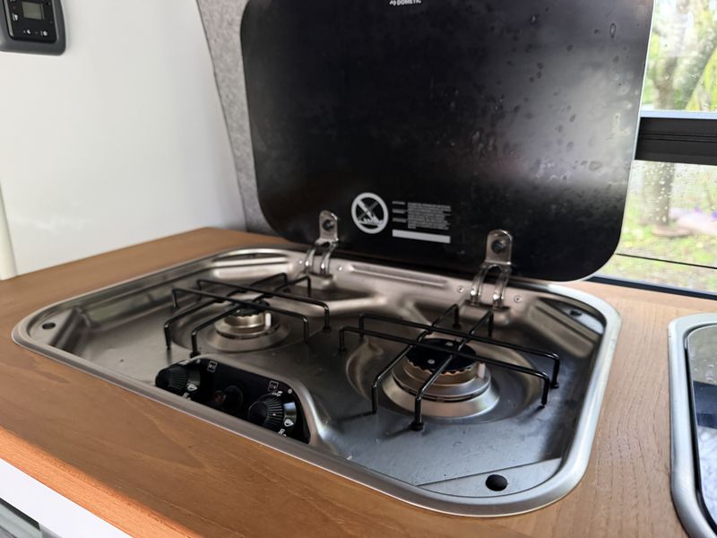 Picture 3/10 of a Mint Condition loaded Custom Metris Camper Van for sale in Sebastopol, California