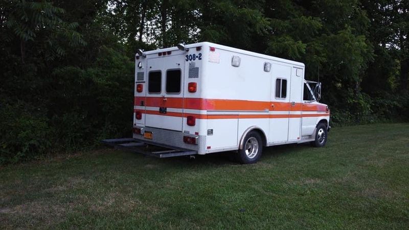 Picture 3/6 of a 1989 Ford E350 Ambulance Conversion for sale in Honeoye, New York