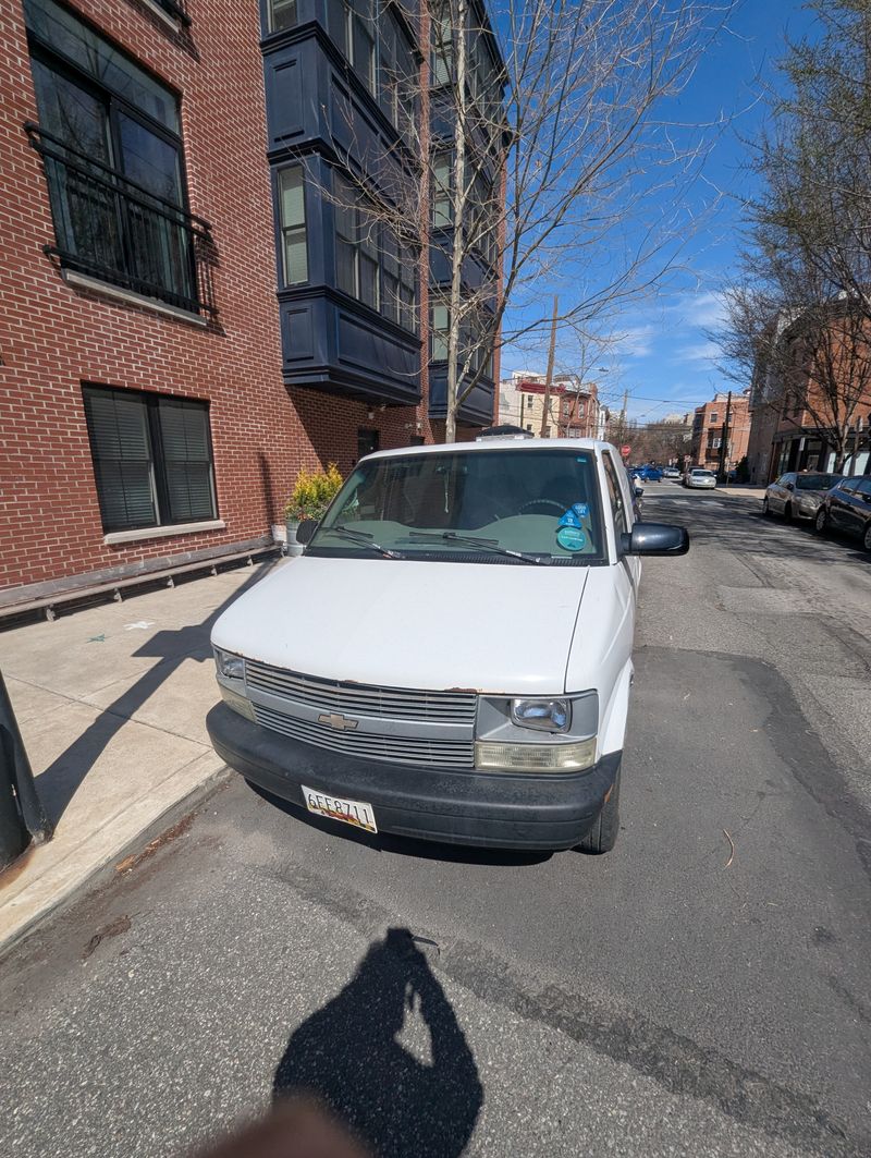 Picture 3/31 of a 2005 Chevy Astro, build & solar for sale in Philadelphia, Pennsylvania
