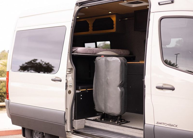 Picture 3/10 of a 2022 Vanworks Switchback 4D Sprinter 4x4 for sale in Irvine, California