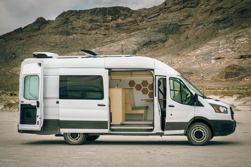 Picture 1/10 of a Spacious & Modern Ford Transit Van for sale in Salt Lake City, Utah