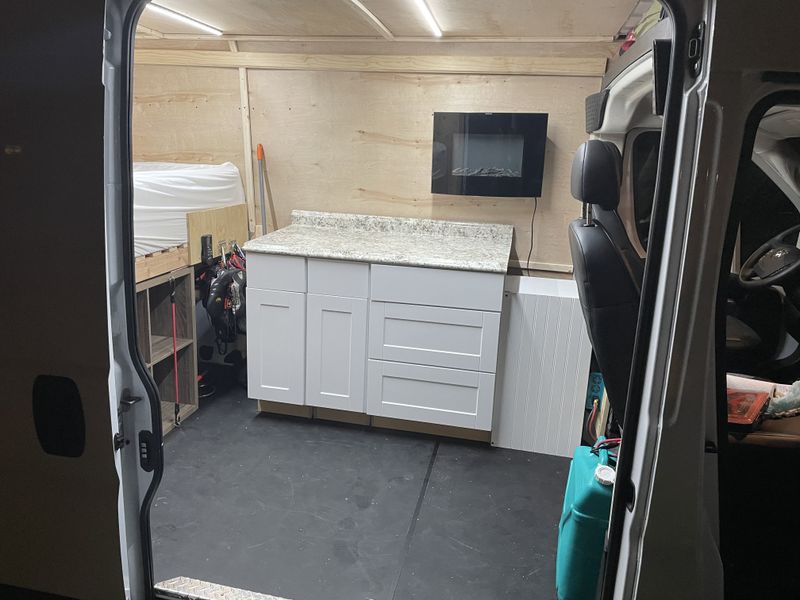 Picture 2/6 of a 2021 Dodge Ram Pro Master 2500 for sale in Springfield, Virginia