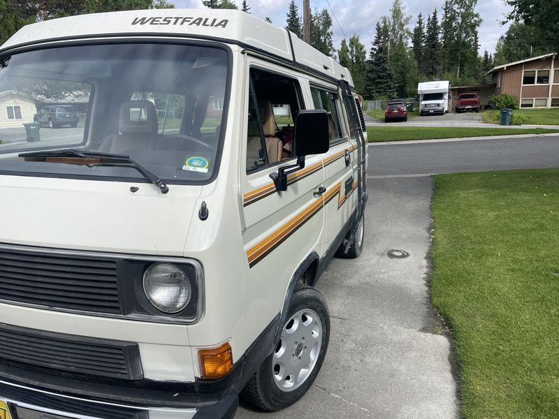 Picture 3/22 of a 1985 Westfalia Vanagon GL for sale in Anchorage, Alaska