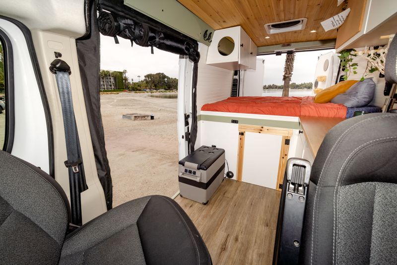 Picture 3/9 of a 2019 Ram Promaster Campervan 41k Miles! for sale in Mammoth Lakes, California