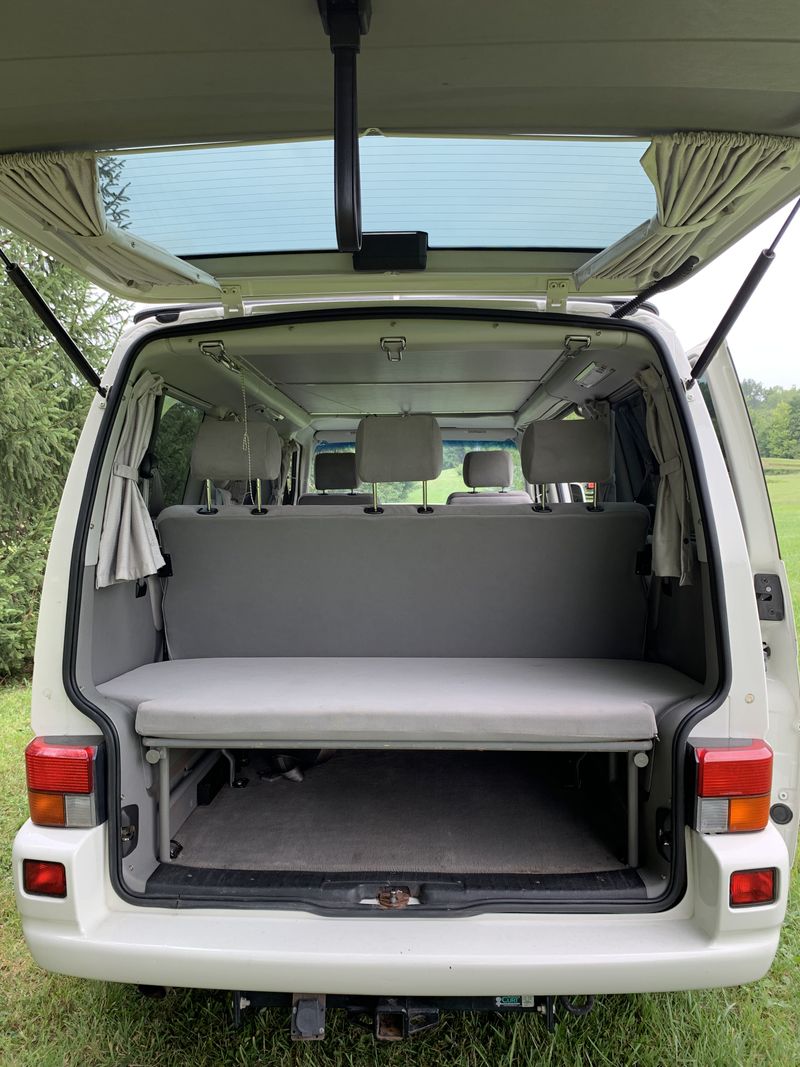 Picture 5/20 of a 2001 Volkswagen Eurovan for sale in Madison, Ohio