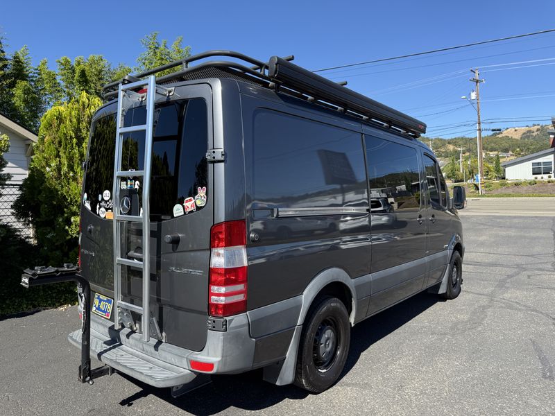Picture 4/22 of a 2014 Mercedes Sprinter 2500 Camper Van for sale in Roseburg, Oregon
