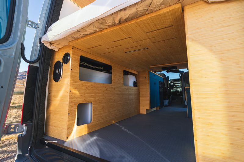 Picture 5/34 of a 2026 Geotrek Flatiron Sprinter 144 AWD for sale in Boulder, Colorado