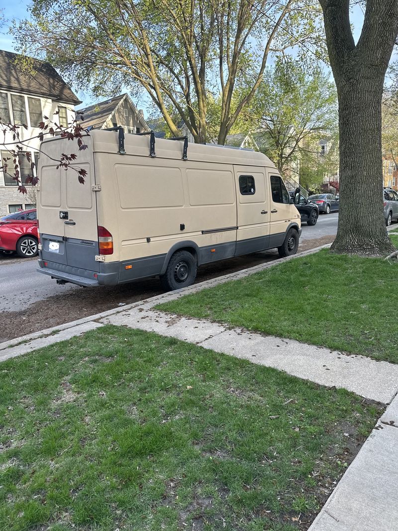 Picture 1/18 of a 2005 Freightliner T1N Sprinter for sale in Chicago, Illinois