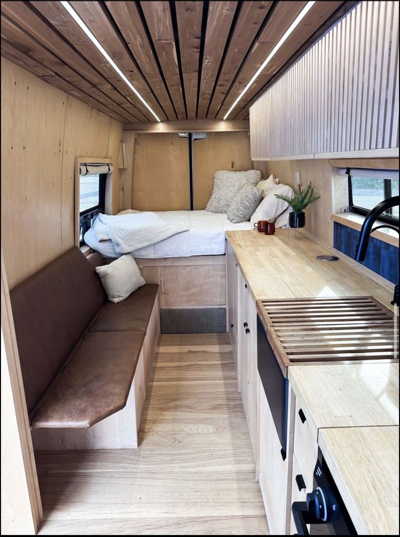 Picture 4/16 of a 2019 Mercedes Sprinter 170 EXT 4x4 for sale in Scottsdale, Arizona