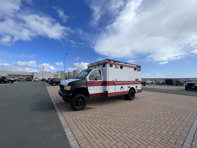 Picture 4/29 of a 2002 FORD E450 4X4 7.3L DIESEL for sale in San Diego, California