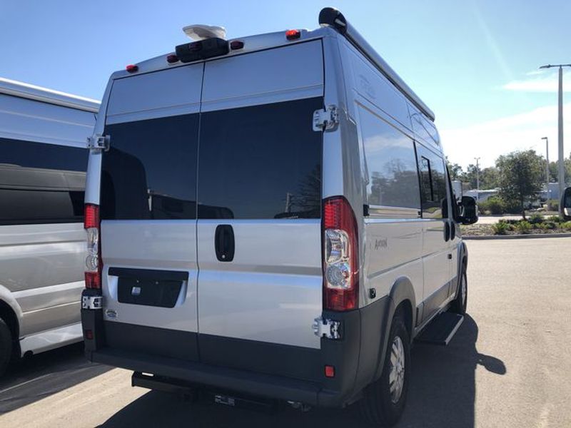 Picture 5/16 of a 2019 HYMER AXION for sale in Auburn Hills, Michigan