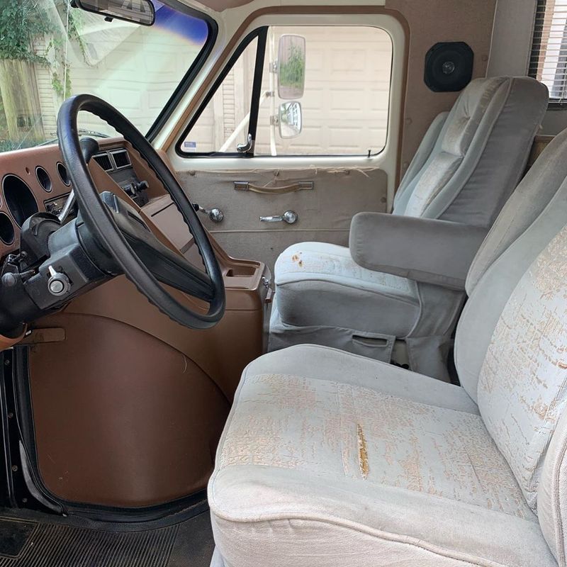 Picture 5/10 of a 1989 Chevy G30 Mallard Sprint Campervan for sale in Columbus, Ohio