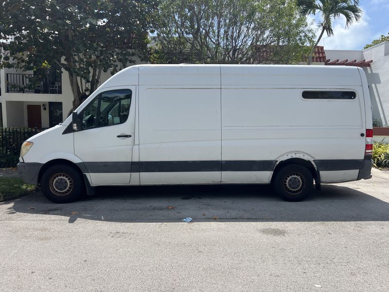 Picture 2/10 of a 2008 Dodge Sprinter 2500 170 Extended High Roof 85,650 Miles for sale in Miami, Florida
