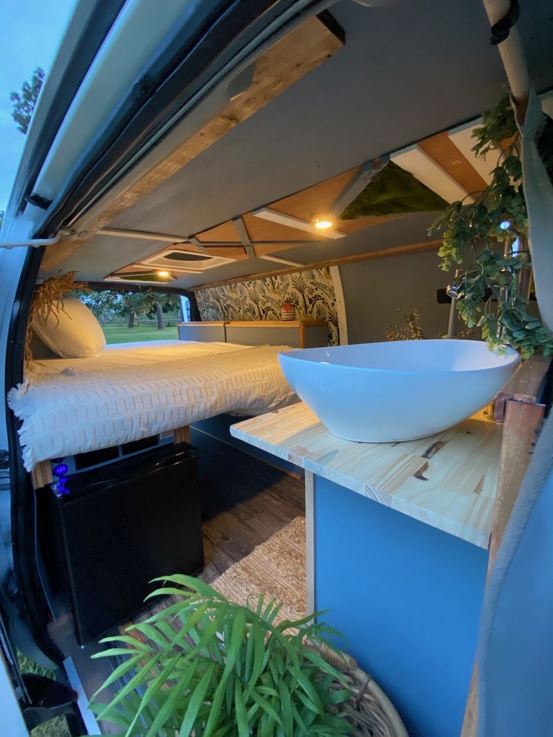 Picture 2/15 of a 2004 Ford Econoline for sale in Santa Clara, California