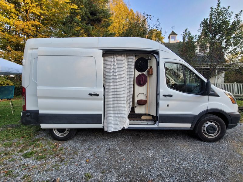 Picture 3/25 of a 2019 Ford Transit 250 High Roof for sale in Ithaca, New York
