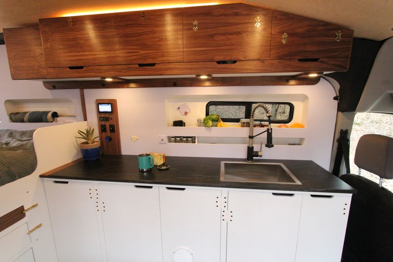 Picture 5/22 of a Avalanche by Fair Is Fair, NEW Transit Custom for sale in Saint Paul, Minnesota