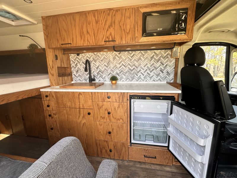 Picture 4/16 of a 2021 Dodge Promaster Pro Build like new for sale in Claremore, Oklahoma