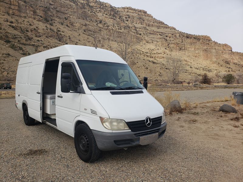 Picture 1/28 of a 2005 Dodge Sprinter 2500 for sale in Charlotte, North Carolina