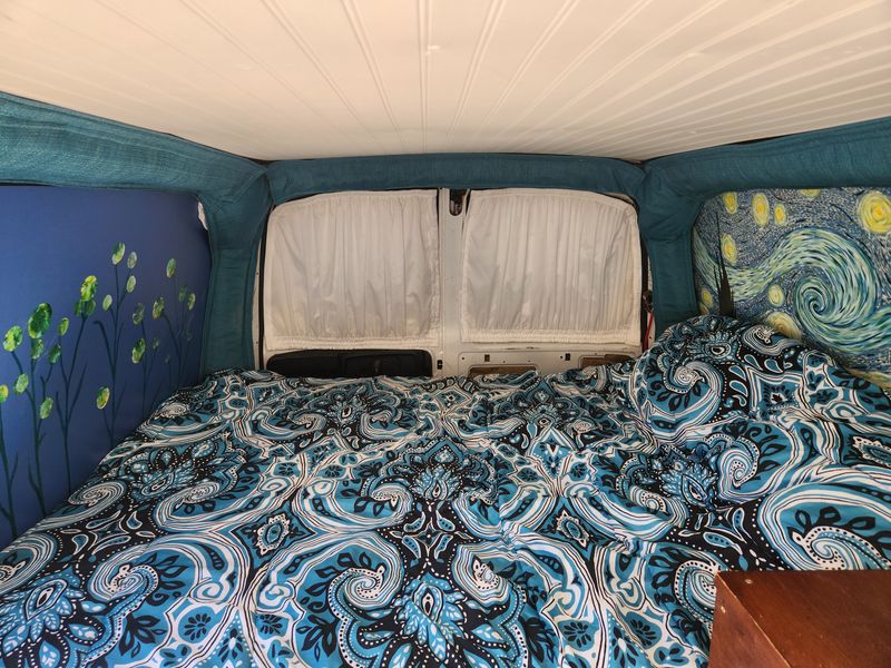 Picture 3/21 of a Chevy Express 2500 Converted Travel Van for sale in Page, Arizona