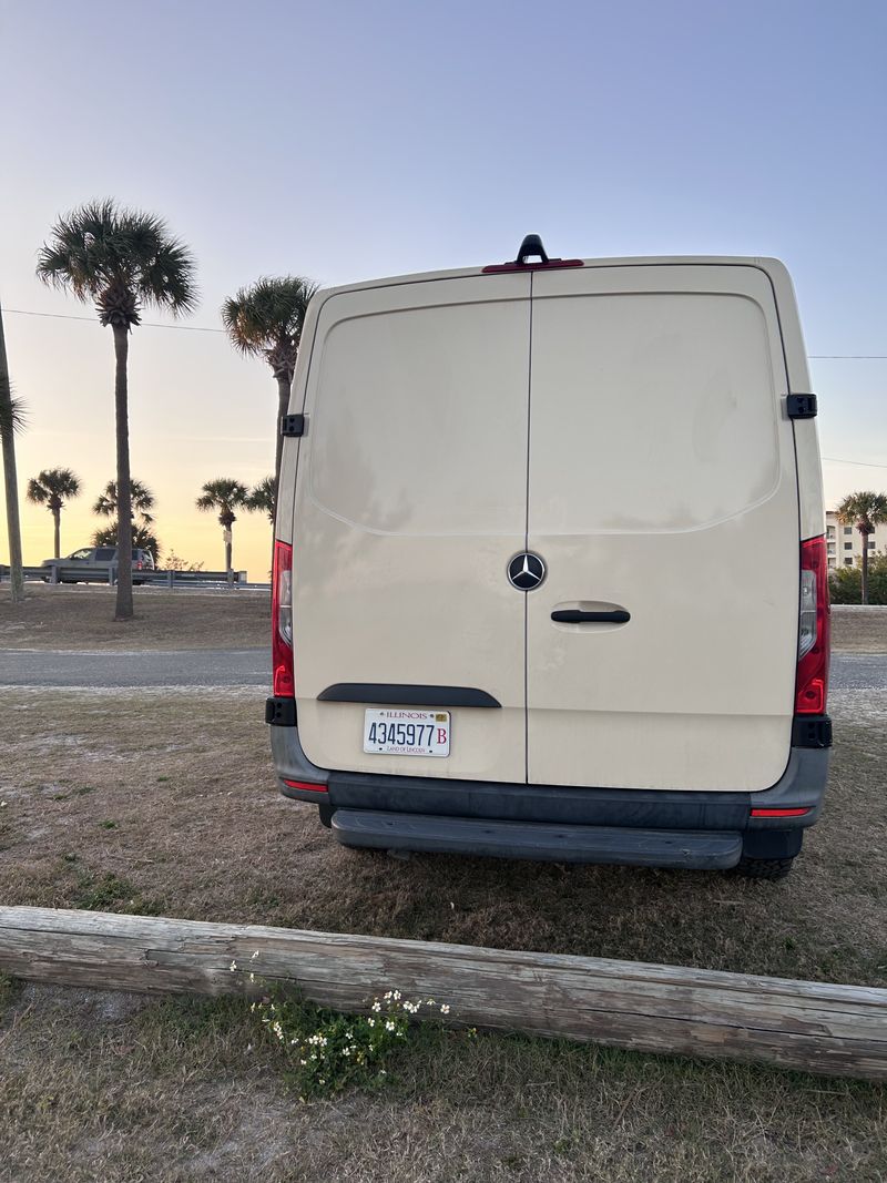 Picture 4/18 of a 2021 Mercedes Sprinter Weekender (or longer) for sale in Palatine, Illinois