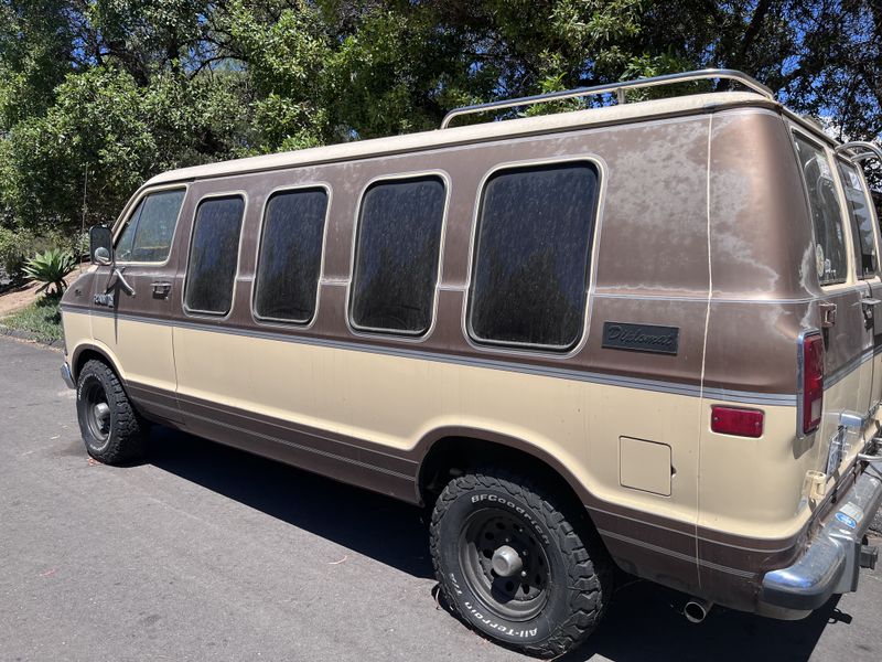 Picture 4/7 of a 1985 Dodge B250 for sale in Fallbrook, California