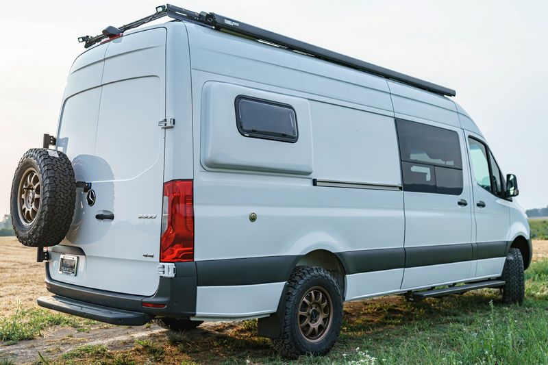 Picture 4/34 of a 2020 Mercedes-Benz 170 4x4 Sprinter Conversion for sale in Portland, Oregon