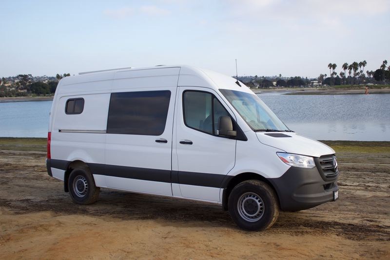 Picture 3/19 of a 2020 Sprinter - 4 Season Luxury Conversion  for sale in San Diego, California