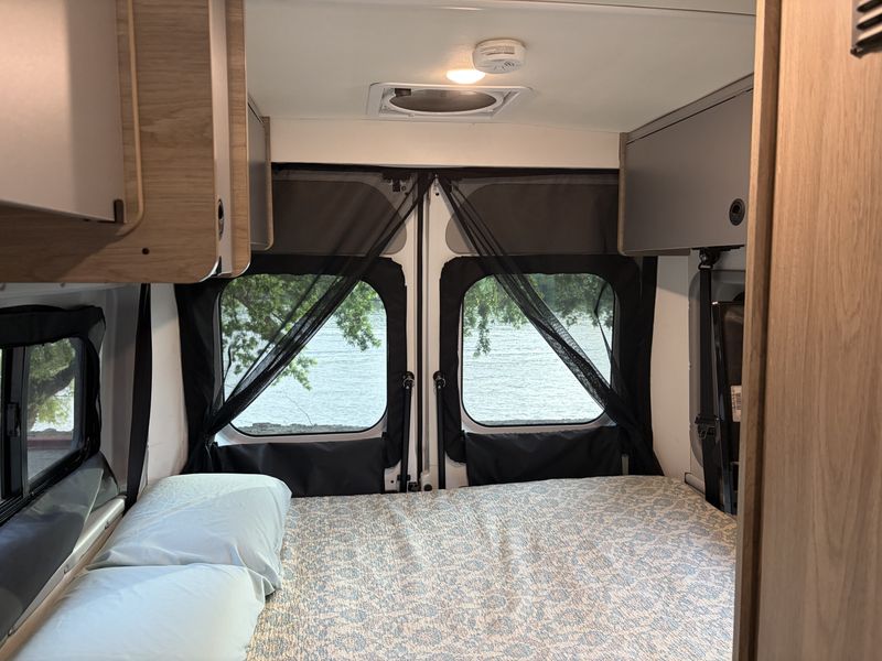 Picture 5/30 of a 2021 Winnebago Solis 10k miles for sale in West Sacramento, California