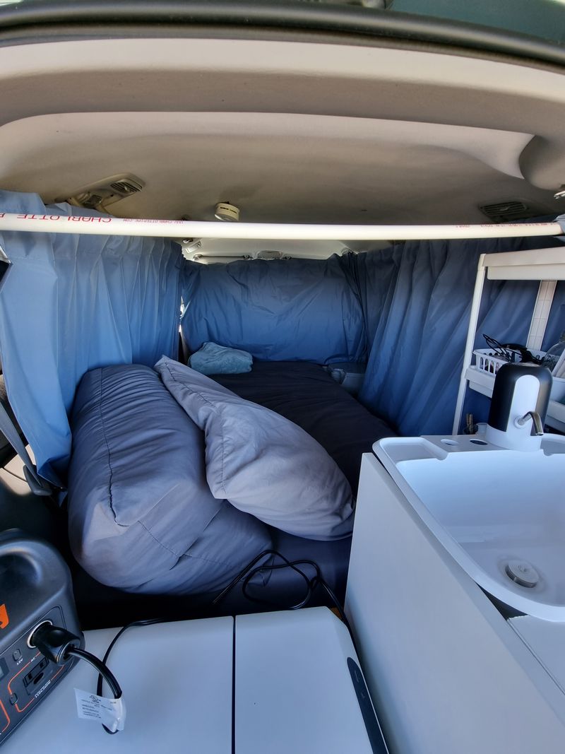 Picture 6/21 of a Toyota Sienna 2006 - Camper Van/Car for sale in Seattle, Washington