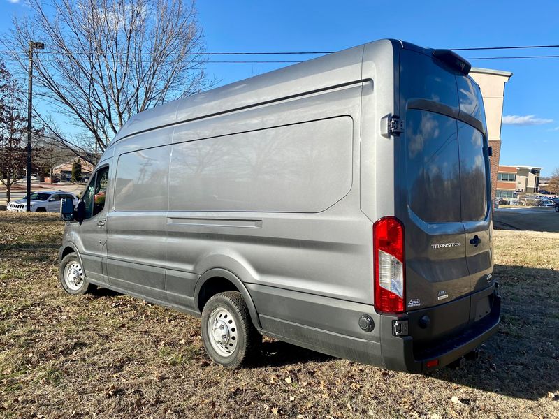 Picture 2/4 of a 2023 NEW Carbonized Gray AWD Ford Transit 250 High-Roof EXT for sale in Fayetteville, Arkansas