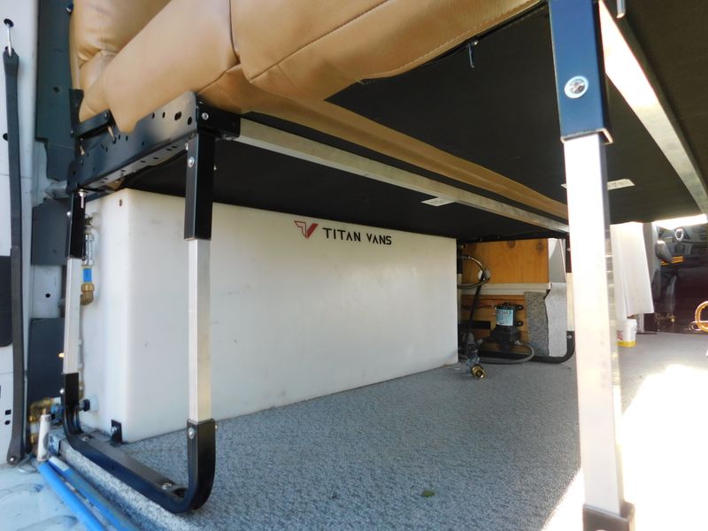 Picture 5/17 of a 2019 T250 Transit 41kmiles for sale in Tucson, Arizona