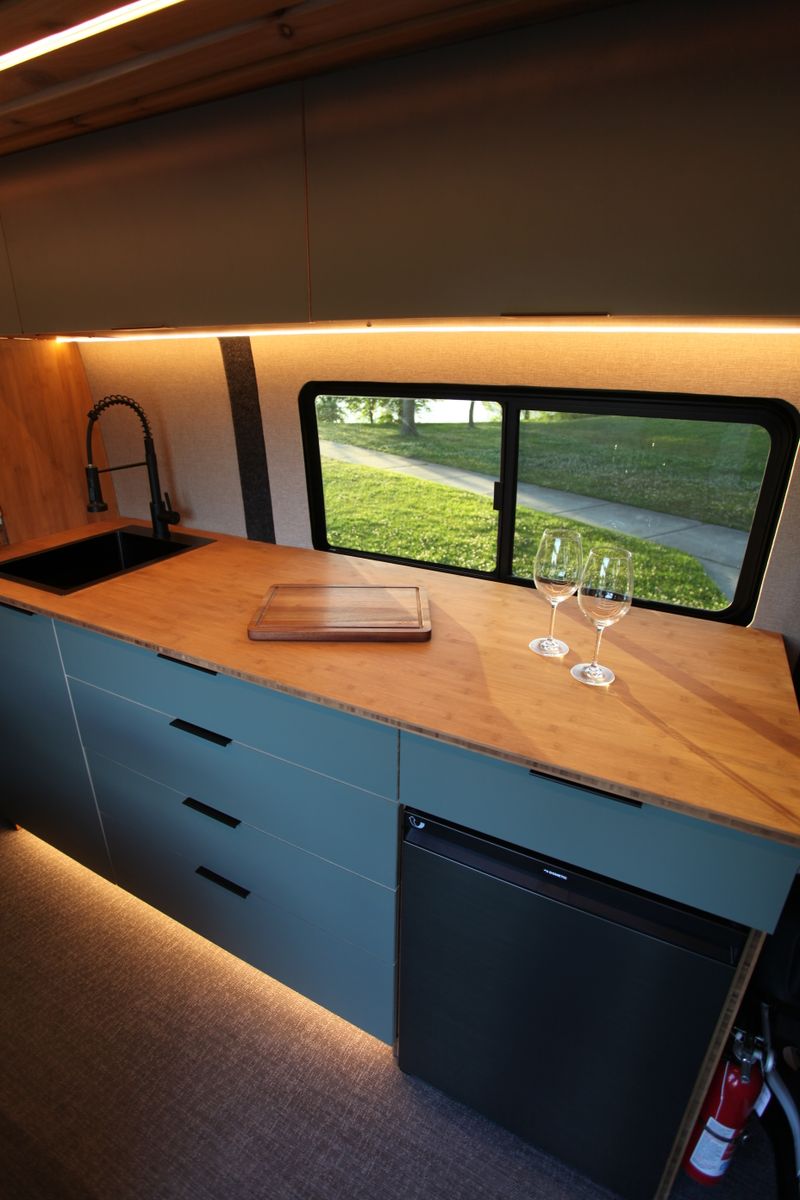 Picture 4/20 of a New 2025 Ram Promaster 159" WB Campervan for sale in Wilmington, North Carolina