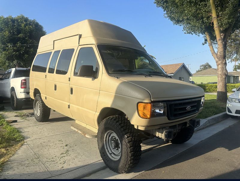 Picture 1/5 of a 2003 Econoline E250  for sale in Los Angeles, California