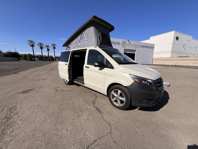 Picture 4/24 of a Mercedes-Benz Metris Camper 2022 for sale in Carson, California