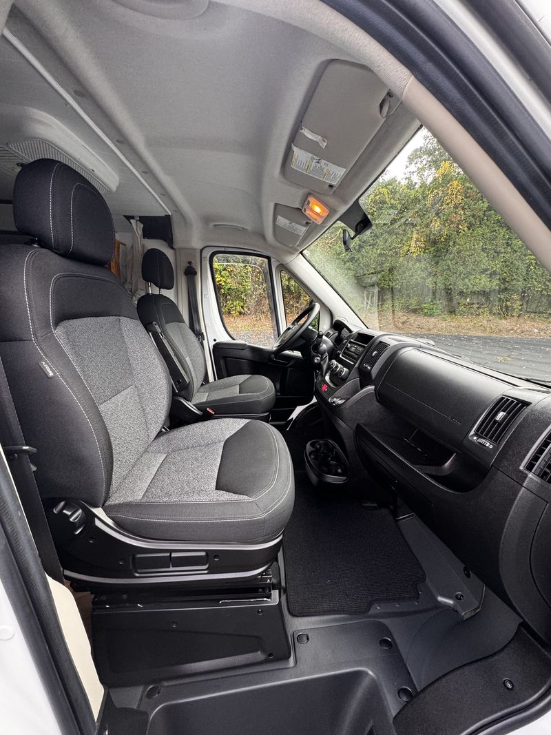 Picture 5/32 of a 2014 ram Promaster 1500 low roof for sale in Rehoboth, Massachusetts