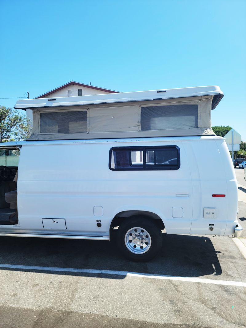 Picture 4/20 of a 1989 Ford E250 Extended Sportsmobile Campervan  for sale in Newport Beach, California