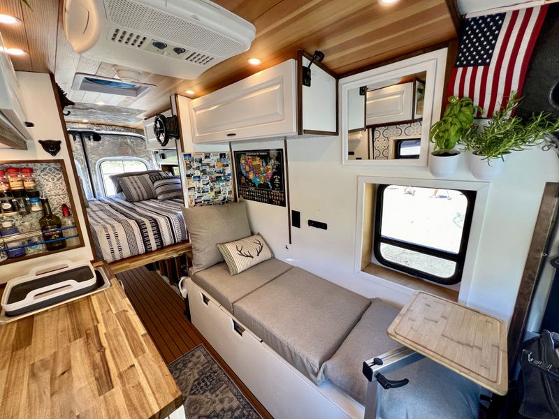 Picture 4/26 of a 2019 Ford Transit 250 High Roof Extended for sale in Las Vegas, Nevada