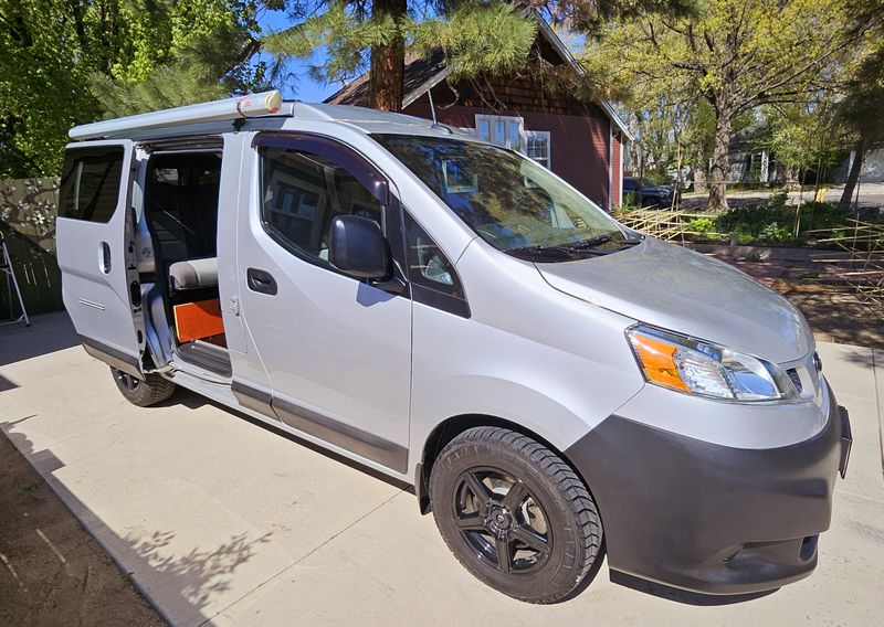 Picture 4/29 of a 2015 Nissan NV200 SV Recon Envy Camper Van for sale in San Mateo, California