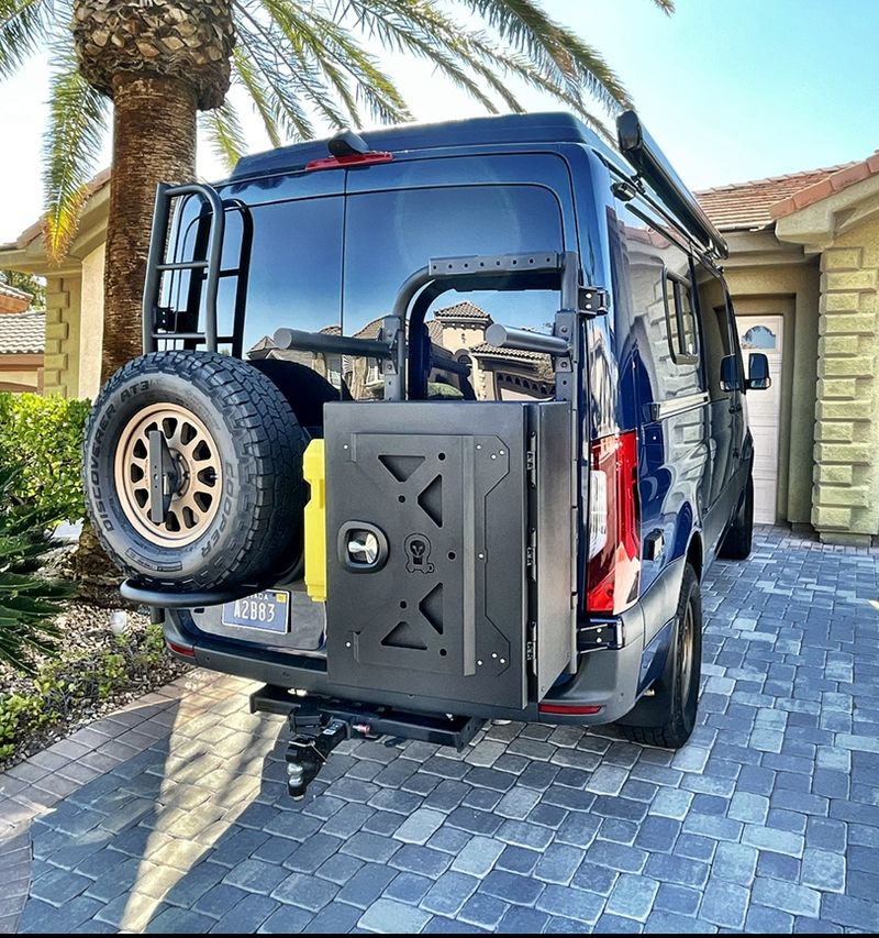 Picture 2/16 of a 2020 Mercedes Sprinter 144 4x4 for sale in Las Vegas, Nevada