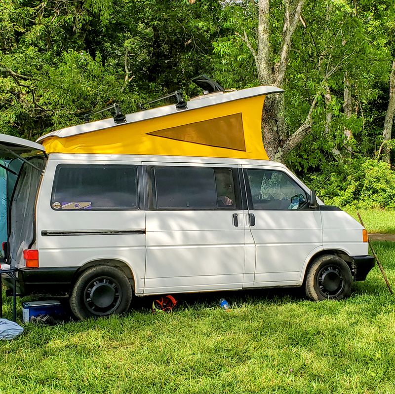 Picture 2/13 of a 1993 VW Eurovan MV Weekender Westfalia for sale in Radford, Virginia