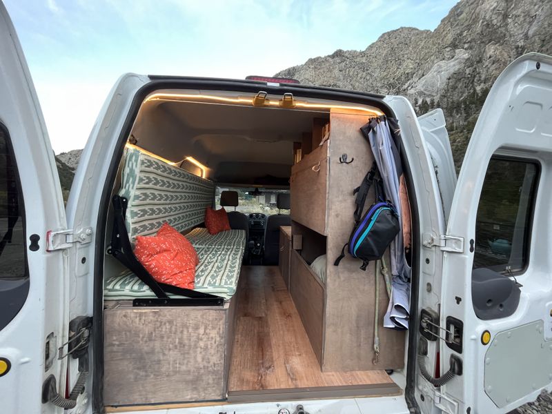 Picture 4/21 of a 2013 Ford Transit Connect XLT- Weekend Warrior Dream Build for sale in June Lake, California