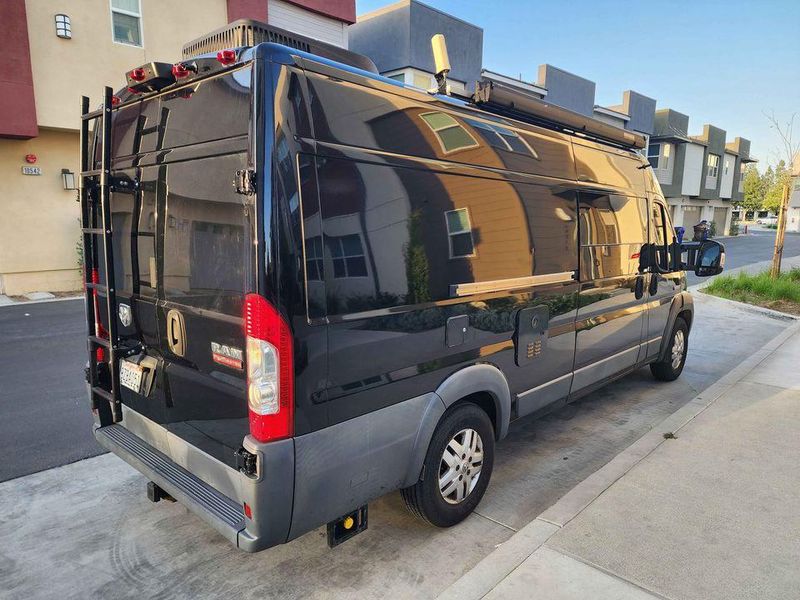 Picture 4/11 of a 2015 RAM ProMaster 4-Season Fully Off-Grid A/C & High Roof for sale in Rosharon, Texas