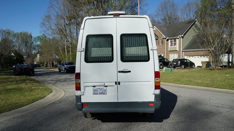 Picture 5/21 of a 2006 Freightliner Sprinter Camper Van! MUST SEE!! for sale in Clayton, North Carolina