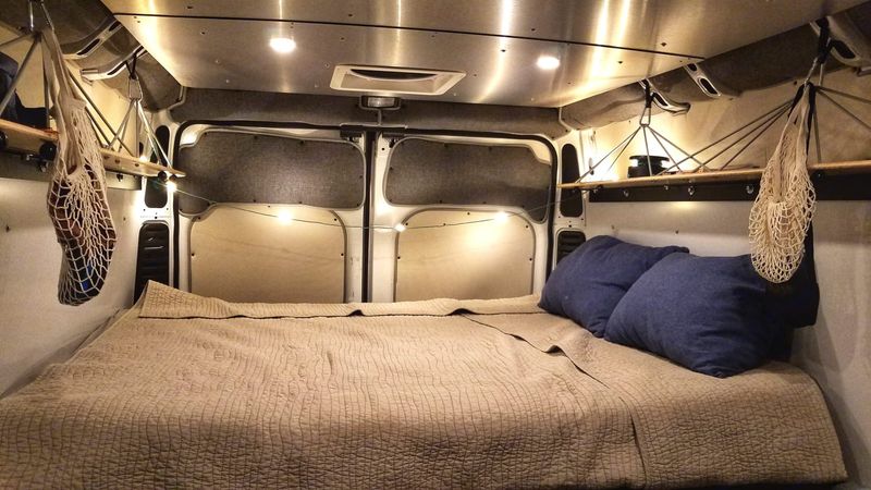 Picture 3/16 of a Cozy Campervan - 2015 Ram Promaster 2500 (159") High Roof for sale in Los Angeles, California